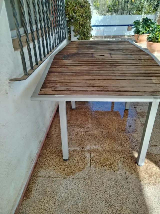 Conjunto jardín aluminio y madera teka