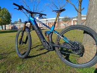 Cube Stereo Hybrid 140 HPC Ltd