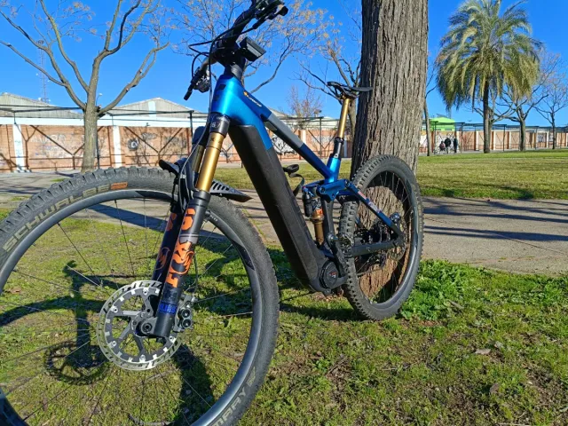 Cube Stereo Hybrid 140 HPC Ltd