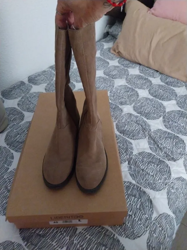 Botas altas piel mujer Libertae beige talla 40