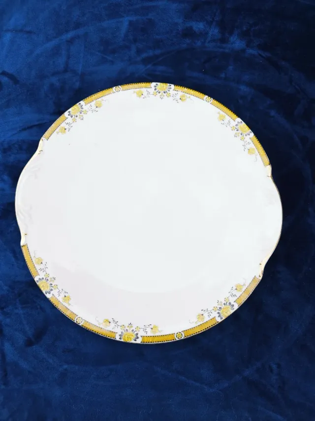 Plato para exponer postre porcelana dorado