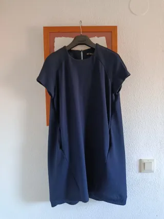 Vestido azul marino Zara