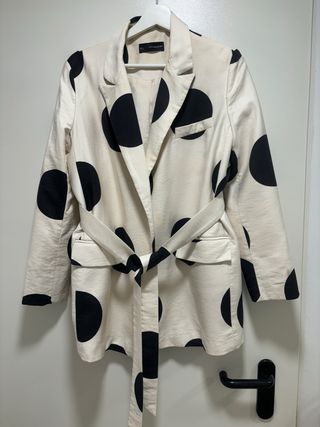 Americana Zara lunares beige y negro Talla L