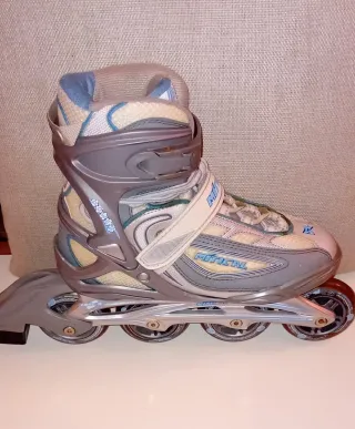 Patines en línea plateados y azules n 38