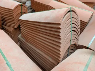 Teja árabe de barro