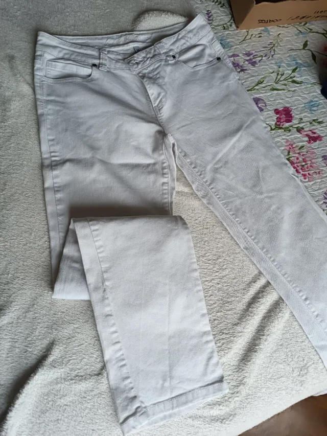 Pantalón vaquero blanco