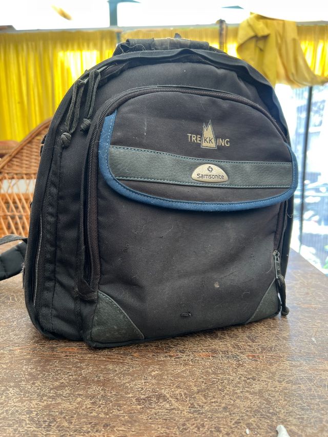 Mochila Trekking Negra Samsonite