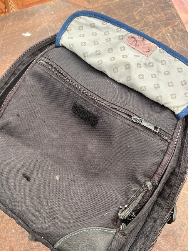 Mochila Trekking Negra Samsonite