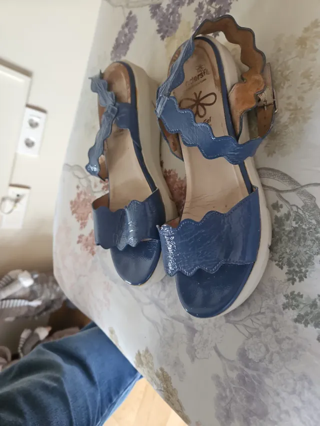 Sandalias Wonders azules mujer