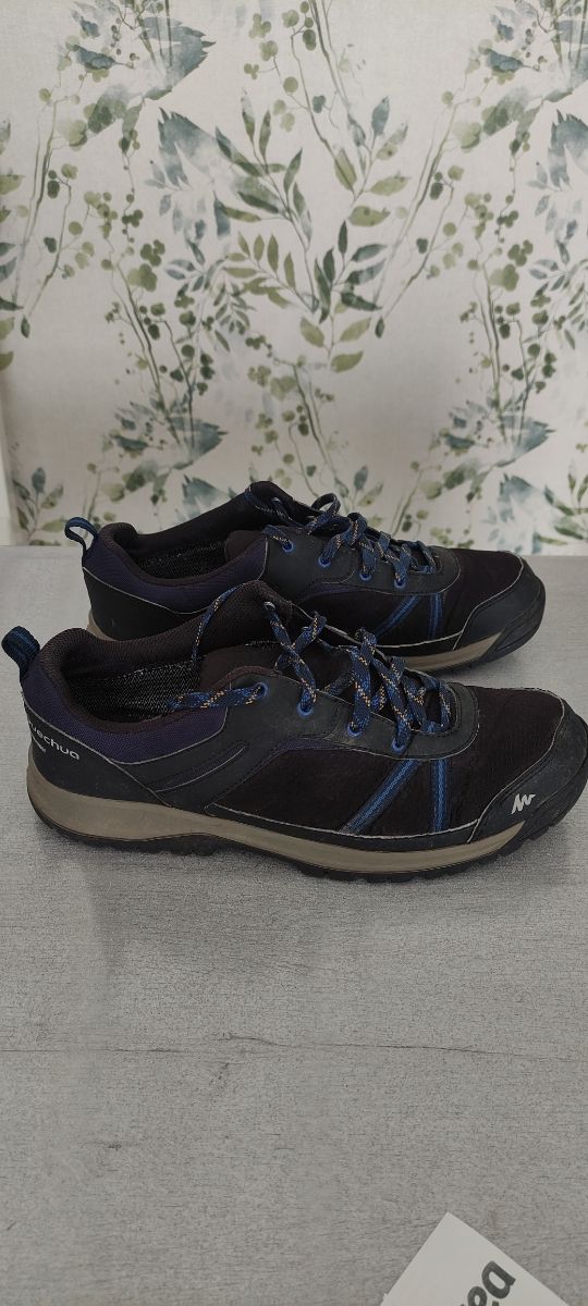 Zapatillas trekking senderismo negras y azules