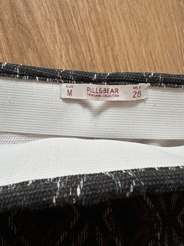 Falda Pull&Bear geométrica