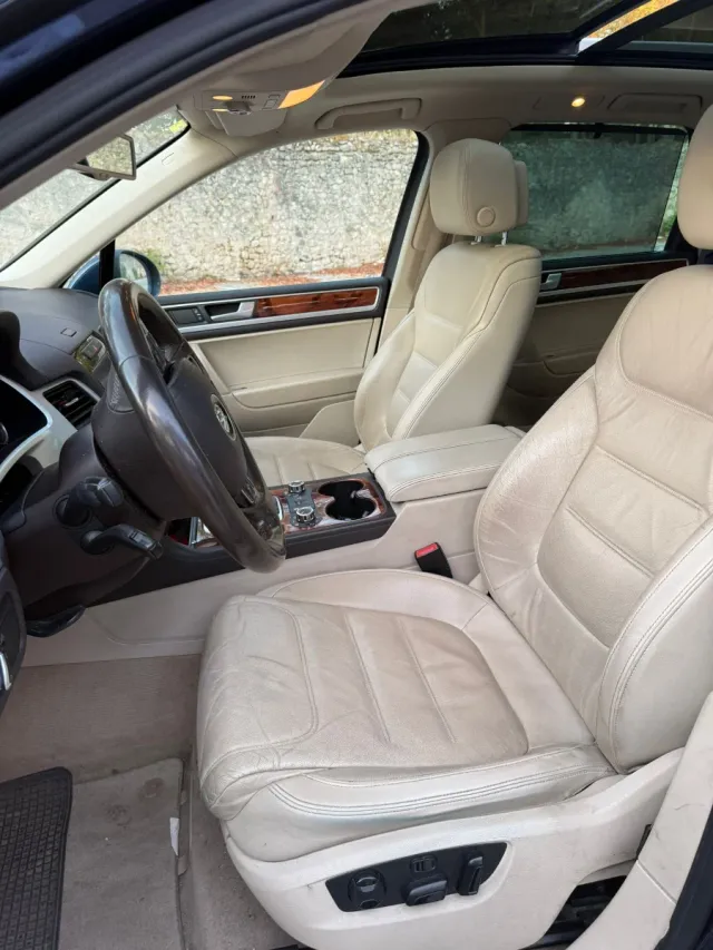 Volkswagen Touareg 2012