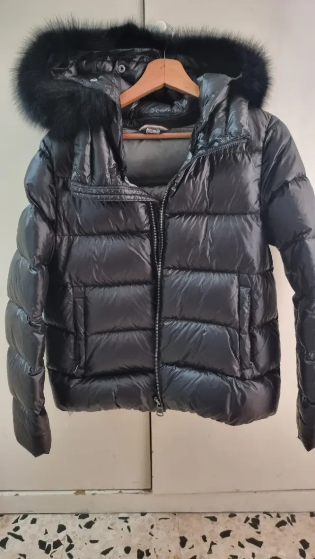 Piumino Colmar donna nero con cappuccio