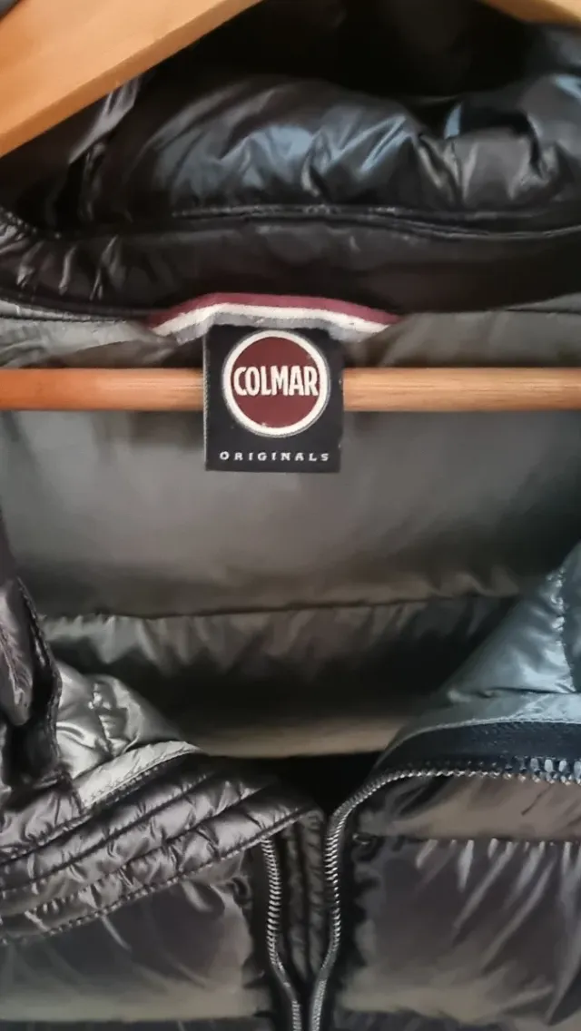 Piumino Colmar donna nero con cappuccio