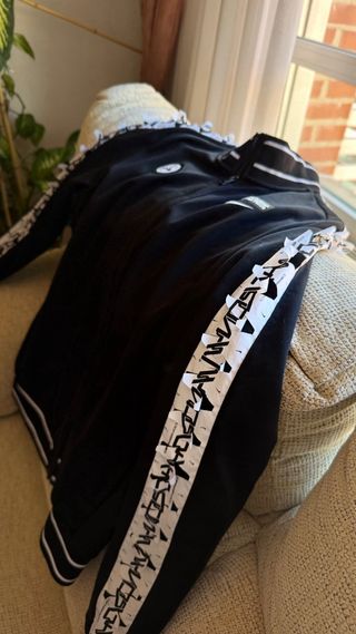 Chaqueta Nike x ACRONYM Negra y Blanca