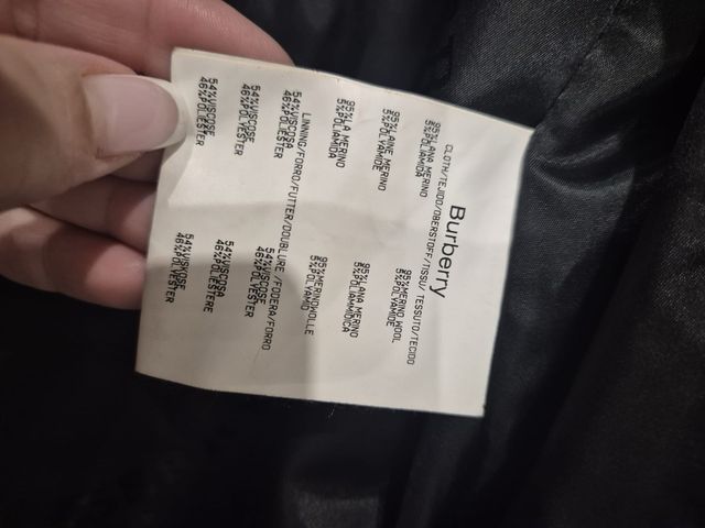 Abrigo Burberry Negro