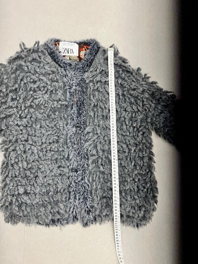 Chaqueta Zara pelo gris talla M