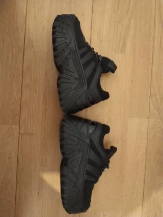 Zapatillas deportivas negras mujer