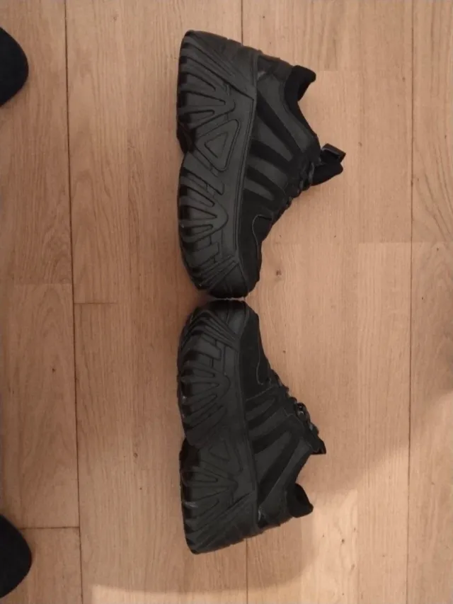 Zapatillas deportivas negras mujer