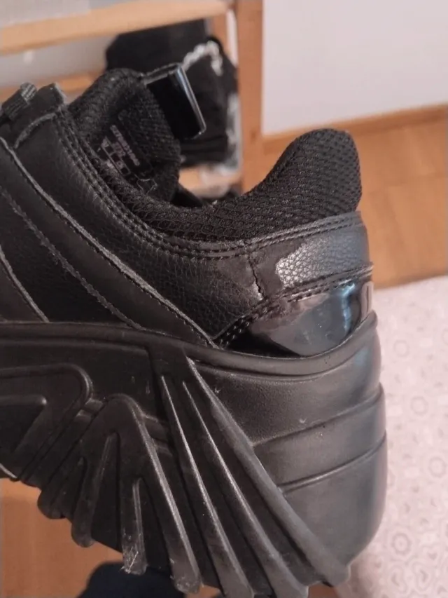 Zapatillas deportivas negras mujer