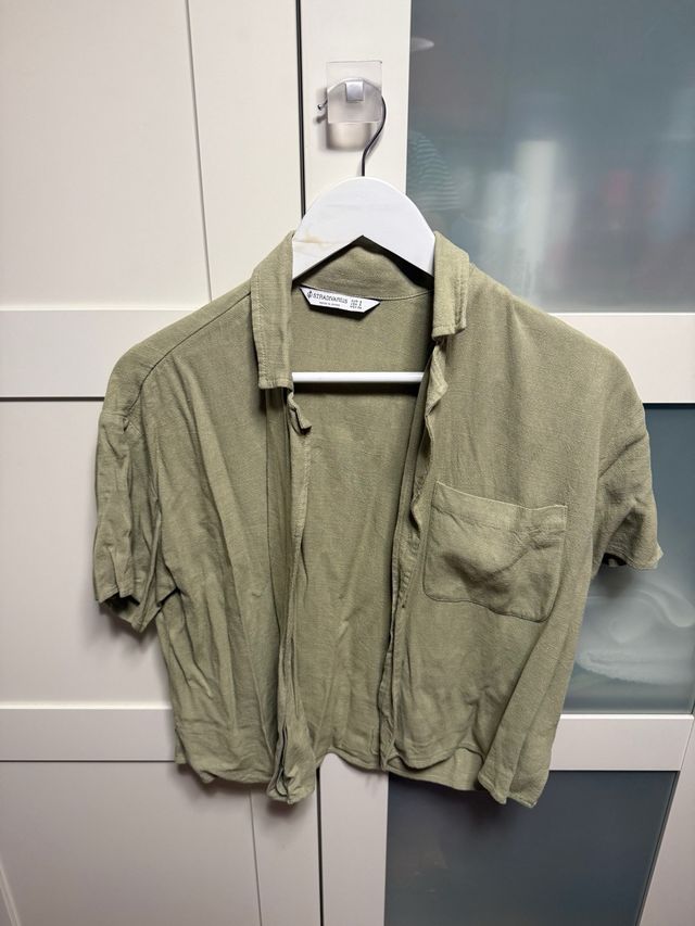 Camisa verde Stradivarius Talla S