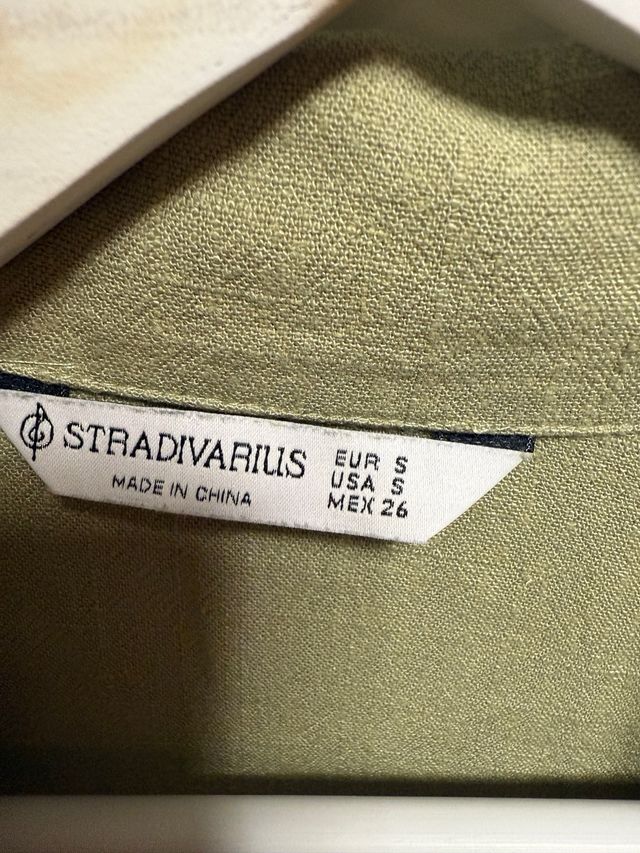 Camisa verde Stradivarius Talla S