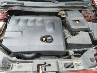 🚗 Volvo V50 2.0D 2007 – Momentum