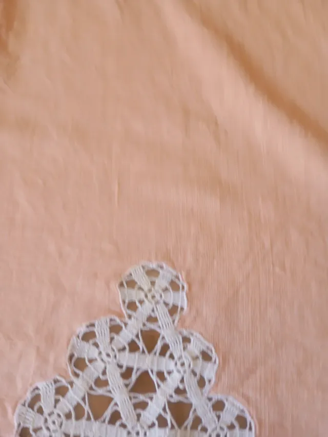 Mantelería de  clarito