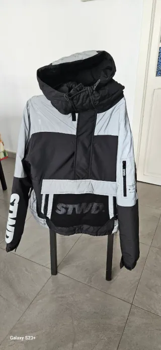 Chaqueta Anorak STWD Negra y Plateada