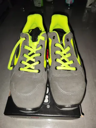 Scarpe antinfortunistiche UPower grigie/gialle
