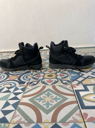 Botas Nike Montaña Talla 36 con poco uso