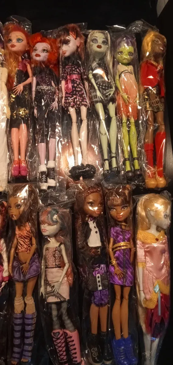 Monster High Muñecas 39 muñecas.mas accesorios