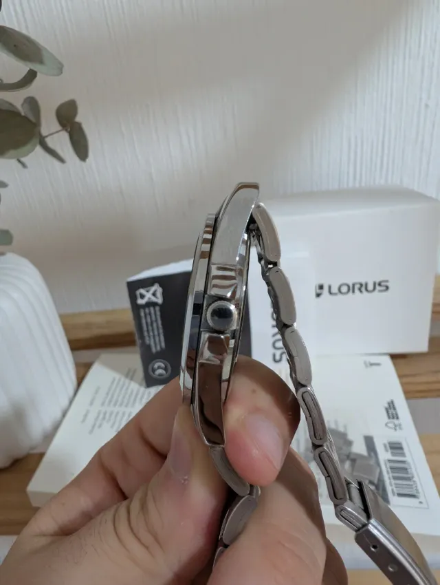 Reloj Lorus Classic Esfera Azul VJ33-X001