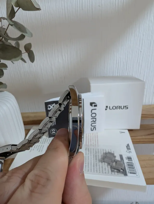 Reloj Lorus Classic Esfera Azul VJ33-X001