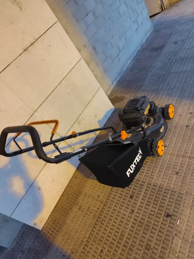 Cortacésped FuXtec 78800