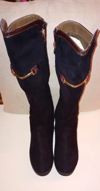 Botas altas negras talla 36