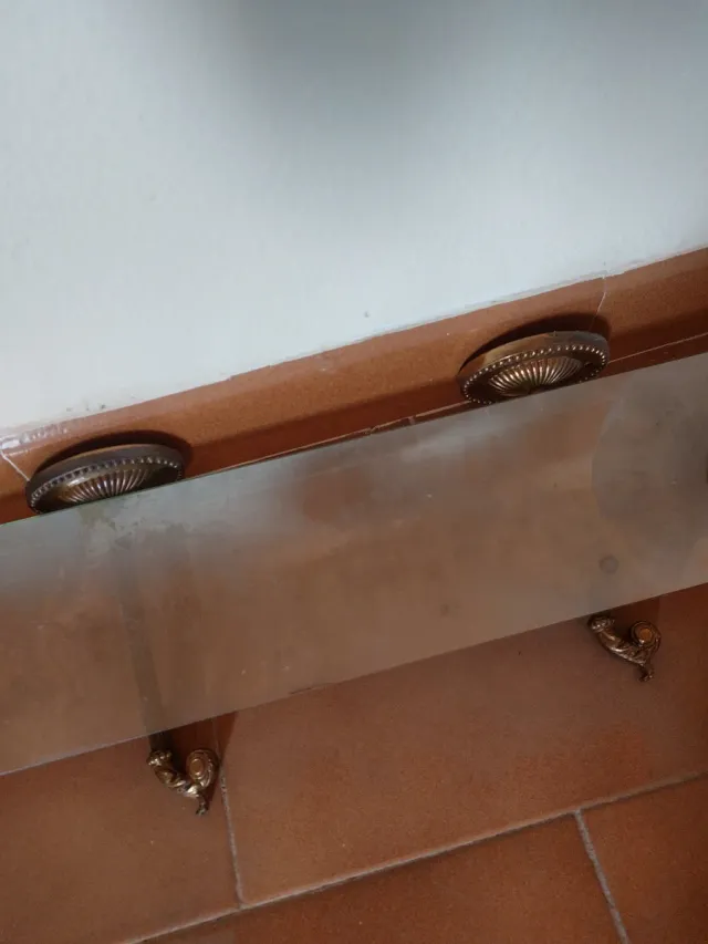 Juego accesorios baño dorado con lámpara