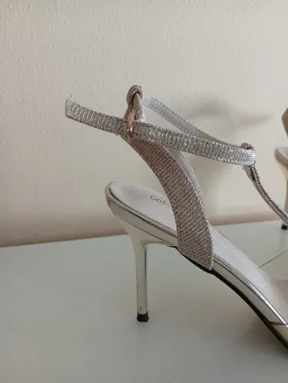 Zapatos de fiesta Dorado