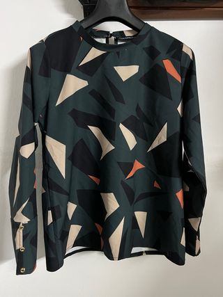 Blusa Coconuda fantasia geometrica