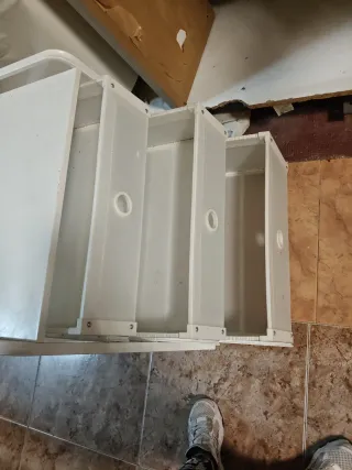 Cajonera metálica blanca