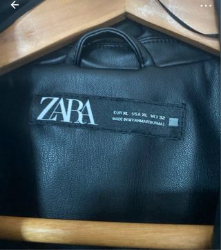 Chaqueta larga efecto piel Zara