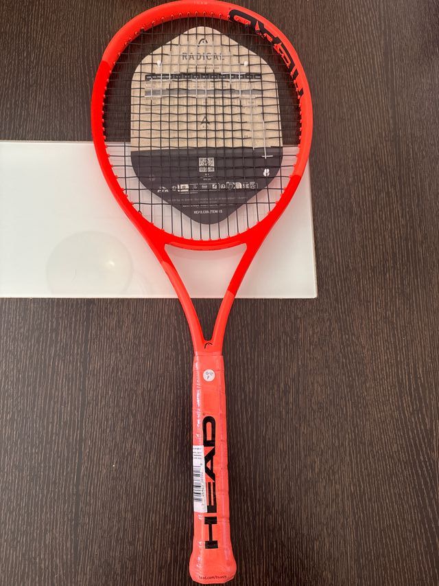 Raqueta Tenis Head Radical 2.0 Auxetic
Grip 2