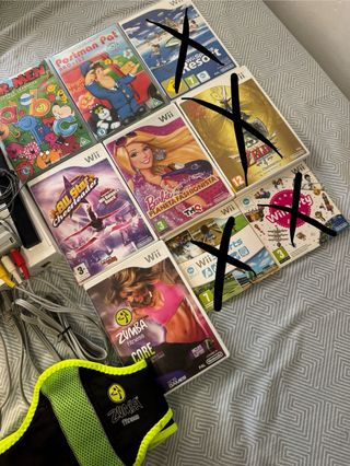 Nintendo Wii Consola + 8 Juegos + Accesorios