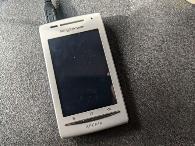 Sony Ericsson E15i Branco