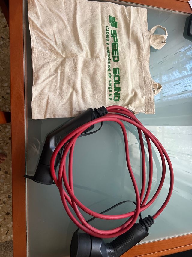 CABLE CARGA COCHE ELÉCTRICO