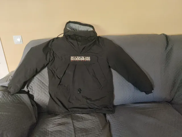 Chaqueta Napapijri Geographic Negra (1 sólo uso)