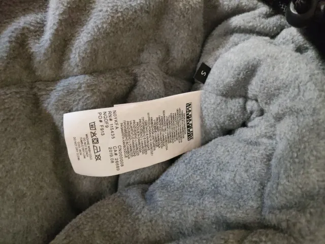 Chaqueta Napapijri Geographic Negra (1 sólo uso)