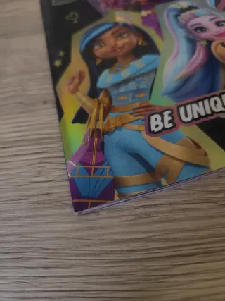 Álbum de Cromos Monster High