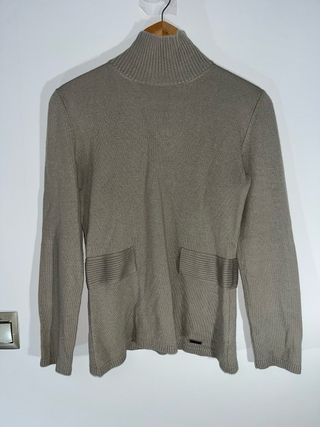 Jersey CH cuello alto beige