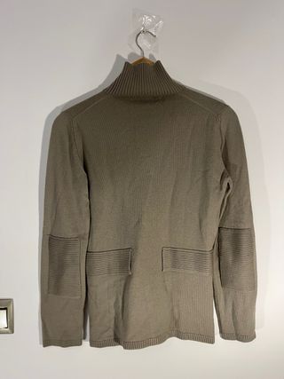 Jersey CH cuello alto beige